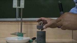 Взаимодействие молекул вещества