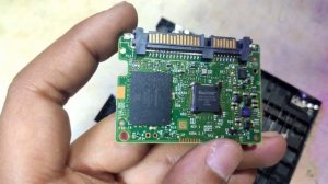 WD Green 480GB SSD Disassembly - What's Inside?