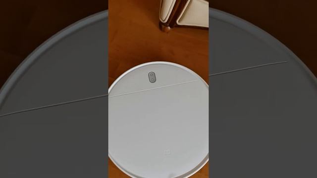 Неисправный новый робот пылесос Xiaomi Mijia G1 Sweeping Vacuum Cleaner. Tmall, открытие спора. смотреть онлайн