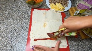 Как приготовить домашнюю шаурму. Простой рецепт вкусной шаурмы