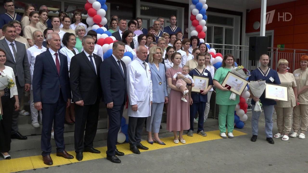 Медицинские учреждения Брянска получили новые автомобили