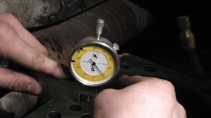 #31. Caterpillar c15/Проверка на просадку гильз/Трещина в гильзе/Газы в расширительном бочке.Часть1