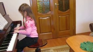 "У гномов! П. Цильхер, исп.Анна Лебедева, 9лет