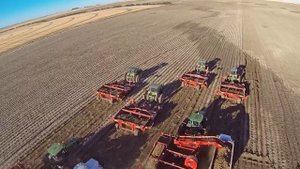 16 Row Massive Potato Harvest with John Deere and Spudnik