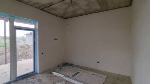 КОТТЕДЖНЫЙ ПОСЁЛОК В ЮРОВКЕ. НЕДОРОГИЕ ДОМА ОТ ЗАСТРОЙЩИКА #анапа #юровка #обзордома #домнаюге