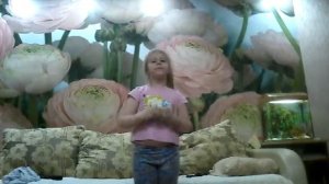 Песня Маленькая девочка маленькому мальчику задает вопрос?.