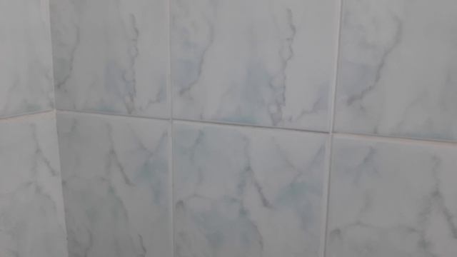 КАК ОЧИСТИТЬ ПЛИТКУ (КАФЕЛЬ) в ванне до кристальной чистоты? Чем отмыть плитку в ванной?