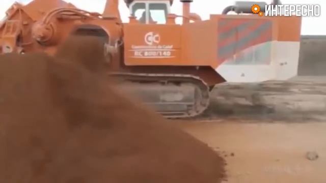 Удивительная строительная техника! Редко где встретишь такую!.