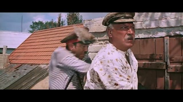 Свадьба в Малиновке. Лапсердак? - Это не лапсердак, а пиджак! - Дай намэряю. Он же как по мне шит.