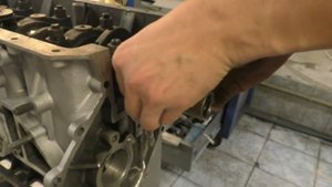 Реставрация автомобиля ГАЗ 24  двигатель 24Д часть 2