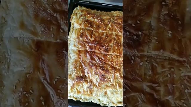 кубете. мясной пирог. татарское блюдо.