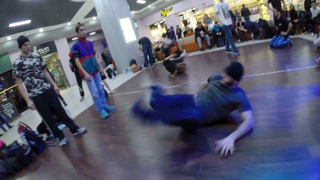 Москворечье breakdance cup 2017 | Circles | Jamal / Predatorz crew смотреть онлайн