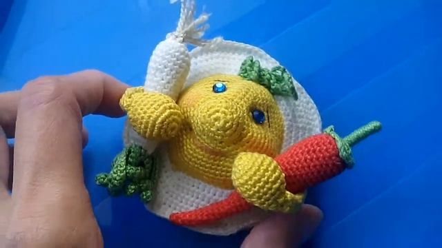 Магнит "Яишенка" вязаный крючком. 9 августа 2018 г. смотреть онлайн