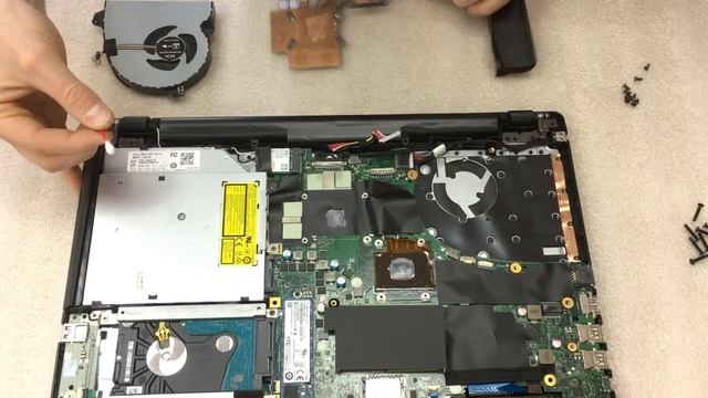 Разборка/сборка ноутбука Asus GL553VD. Чистка от пыли, замена термопасты.