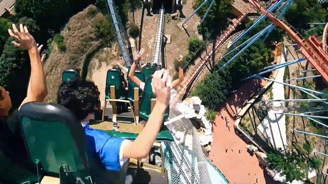 Хеллоуин в PortAventura и самые страшные аттракционы: октябрь 2023