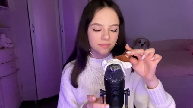 ASMR Shaving cream on the mic ? /АСМР Пенка для бритья на микрофоне ☁️ смотреть онлайн