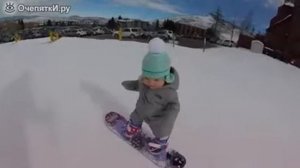 Малыш на сноуборде ;-)