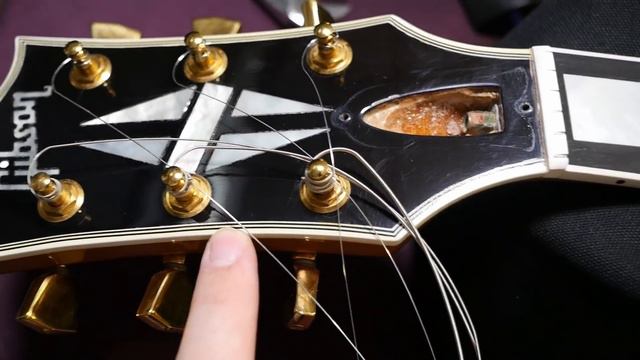 The Shop Owner Held THIS Back For Himself! | 1991 Gibson Les Paul Custom Natural Flame Top смотреть онлайн