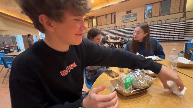 Первый день в Американской школе: VLOG ✶// First day in American high school // Учеба в США🇺🇸