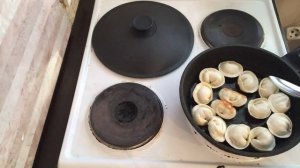 Как правильно жарить пельмени. Жареные пельмени за 5 минут!