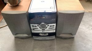 Музыкальный центр LG FFH-2165