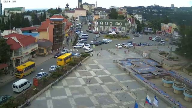 Вебкамера "Площадь Советская". Запись 15.06.2016 16:00:02 смотреть онлайн