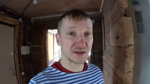 влог УТЕПЛИЛИ МАНСАРДУ ЗА 5 МИН ремонт старого дома в деревне