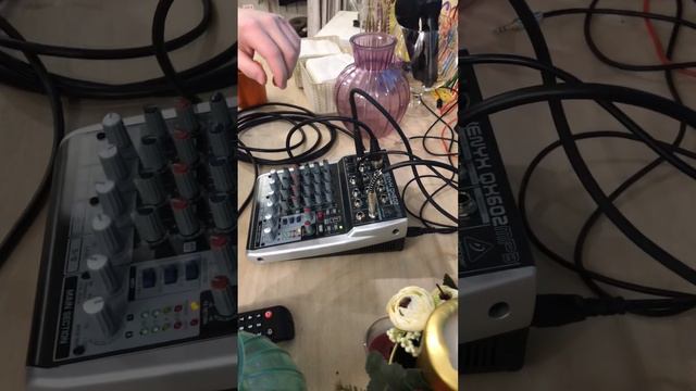 Микшер. Вкл/выкл. Назначение проводов смотреть онлайн