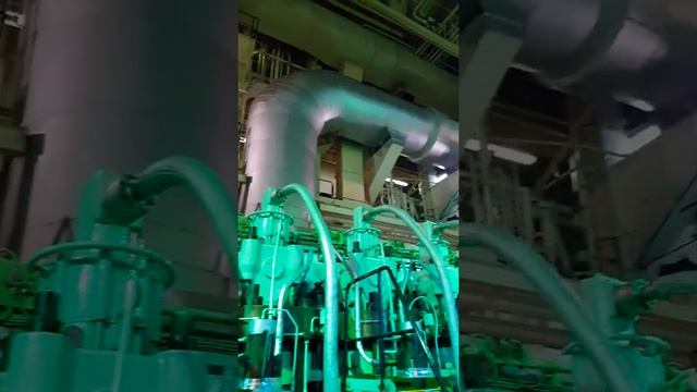 Как выглядит машинное отделение Кейпсайза? Engine room of cape size vessel.