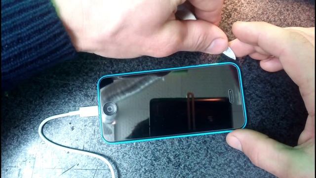 APPLE iphone 5 5s 5c Наклейка защитного стекла смотреть онлайн