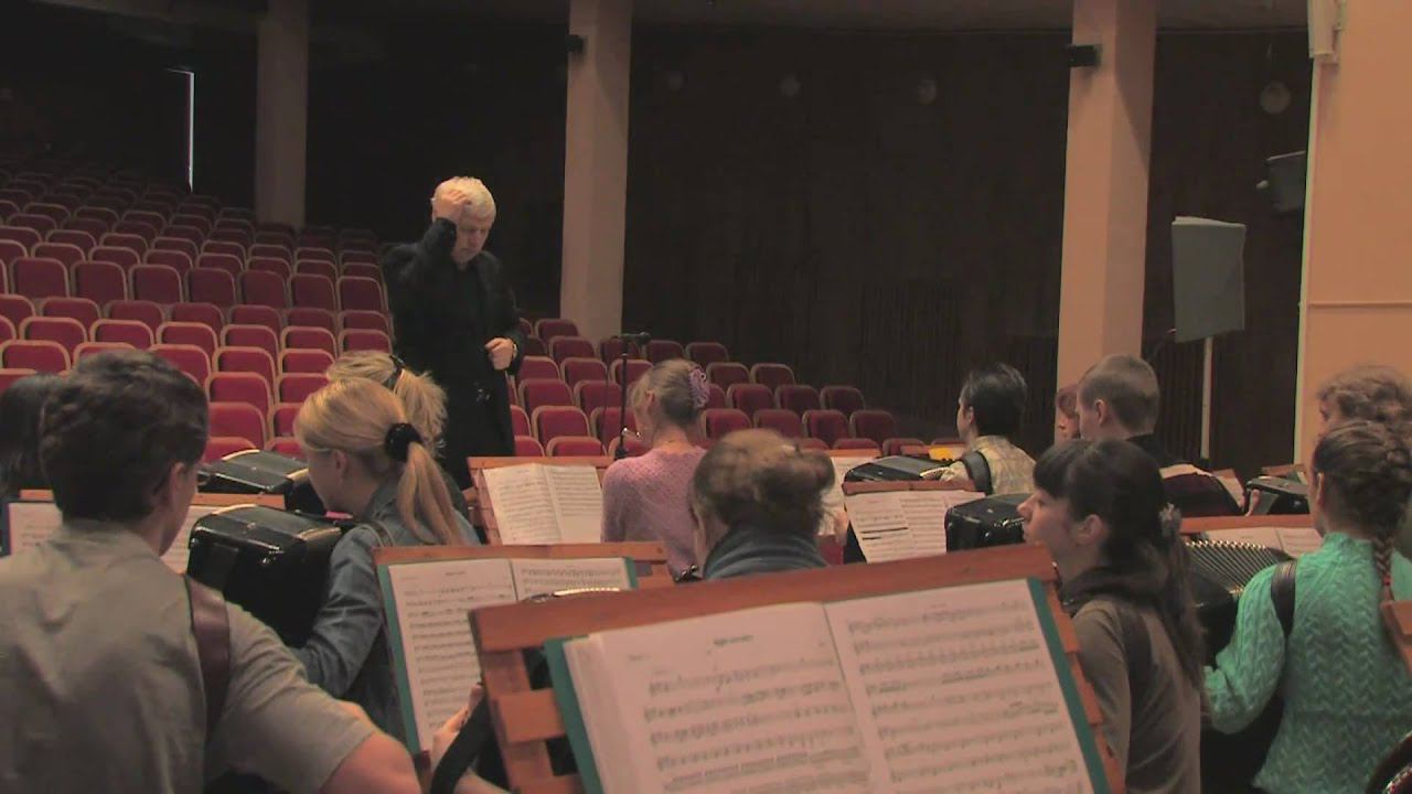 Репетиция оркестра Арзумова. Франц фон Зуппе - Увертюра к оперетте "Легкая Кавалерия". смотреть онлайн