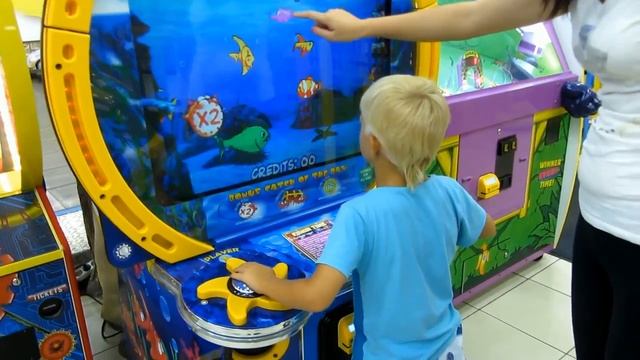 Крытый парк аттракционов для детей Чикен Лэнд. Где отдохнуть в плохую погоду. смотреть онлайн