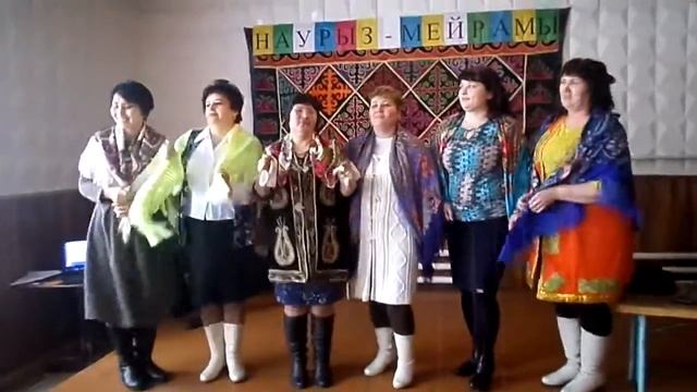 песня "Течет ручей" смотреть онлайн