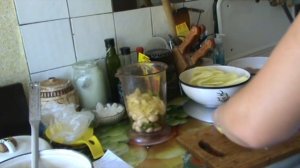 Зеленая аджика или сырая острая приправа