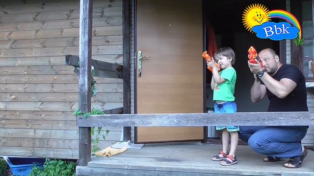 Домашние сражения игрушек ↑ Военные солдатики, нёрфы, пришельцы друзья, машины ↑ Обзор игрушек смотреть онлайн