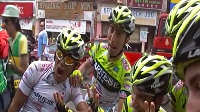 LTdL 2011 - 7a tappa - La Farnese Vini festeggia la quarta vittoria di Guardini смотреть онлайн