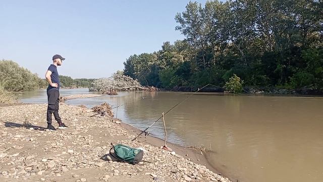 РЫБАЛКА НА КУБАНИ! УСАЧ И ГОЛАВЛЬ НА ДОНКУ.