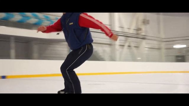 Ледовый дворец "Серебряный лед" г. Строитель смотреть онлайн