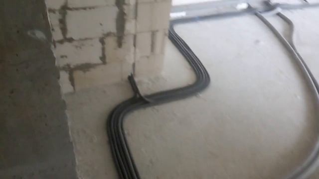 Разводка по полу.