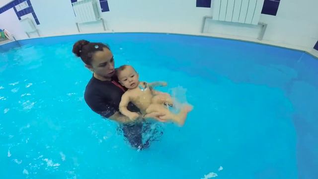 Aqua_kadr. Ярослав 1 год смотреть онлайн