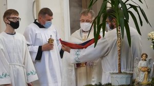 Католический костел в Твери: святая месса и праздничное шествие.