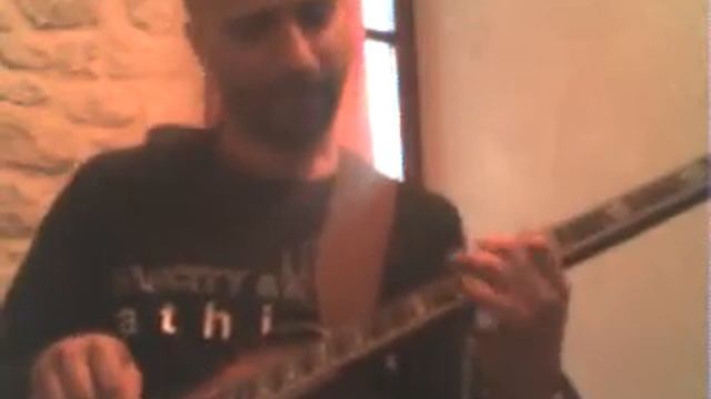 Flatwounds strings on a Gibson Nighthawk смотреть онлайн