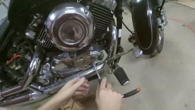 Yamaha XVS400/650 Drag Star Замена масла смотреть онлайн