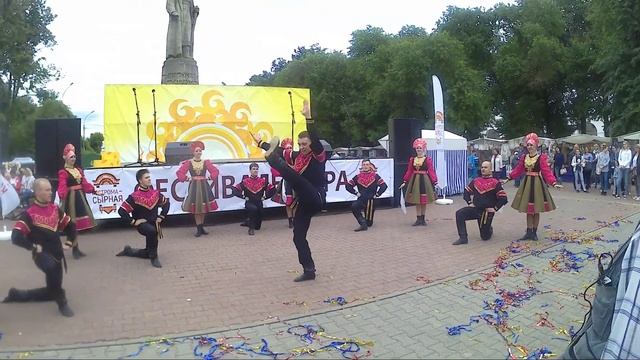 Русская пляска .