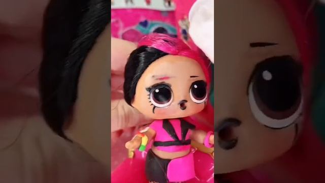 Смываем ужасный макияж ?? КУКЛЫ ЛОЛ МУЛЬТИК LOL #shorts смотреть онлайн