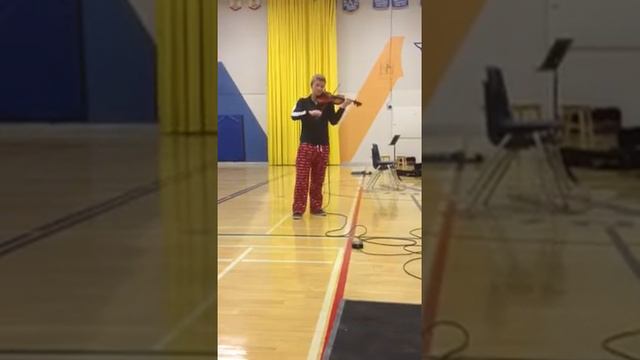 Talent Show Performance of Moon Trance by Lindsey Stirling смотреть онлайн