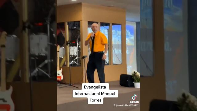 Evangelista Internacional Manuel Torres. Predica fuerte duerme al carnal