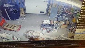 Самое смешное падение с лестницы ???