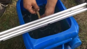 Volvo FH снятие топливного бака. Чистка фильтра топливозаборника.