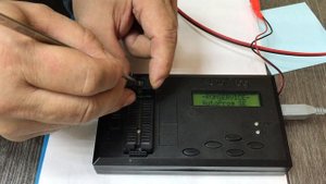 Сузуки Витара (SUZUKI VITARA 2.0L V6) потеряны ключи. Делаем чипы ID 4C с  TANGO KEY Programmer